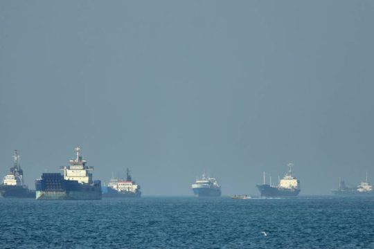 BBC: Το «Σχέδιο Ελευθερία» του Τραμπ για τα Στενά του Ορμούζ - Θέμα χρόνου να ξαναρχίσει ο πόλεμος